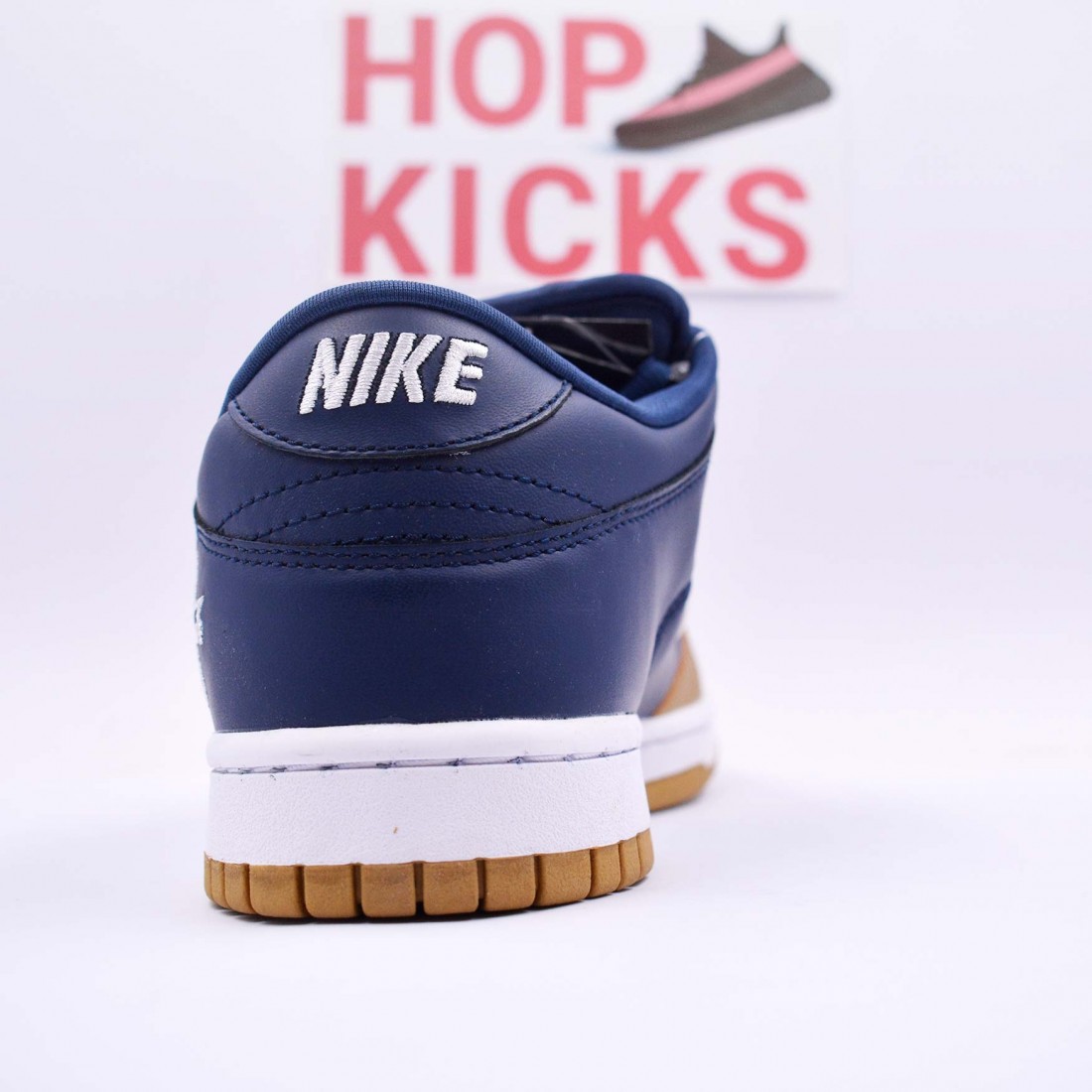 supreme dunk jewel